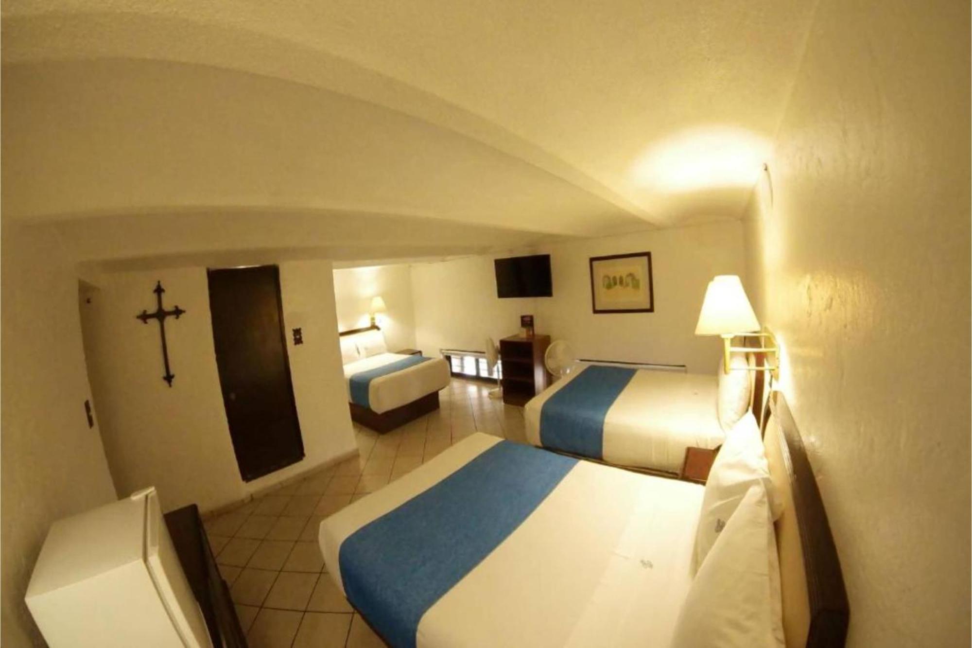 Collection O Hotel Del Portal, Puebla Bagian luar foto