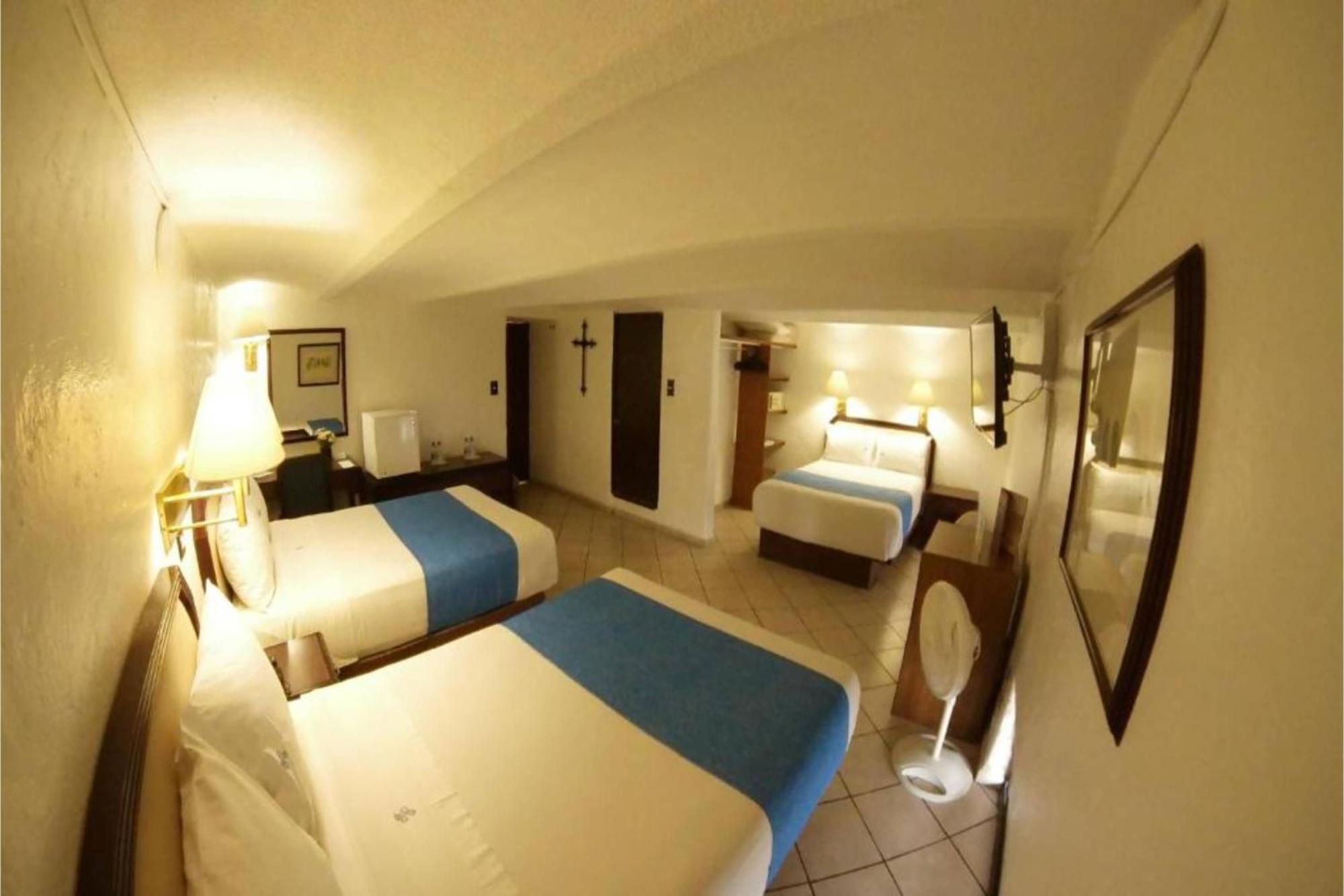 Collection O Hotel Del Portal, Puebla Bagian luar foto